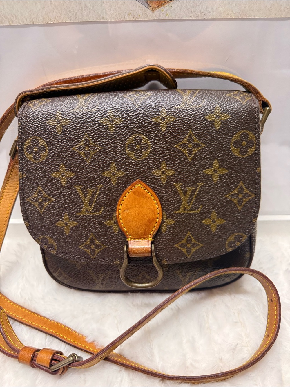 LOUIS VUITTON-**Saint Cloud MM Monogram Canvas